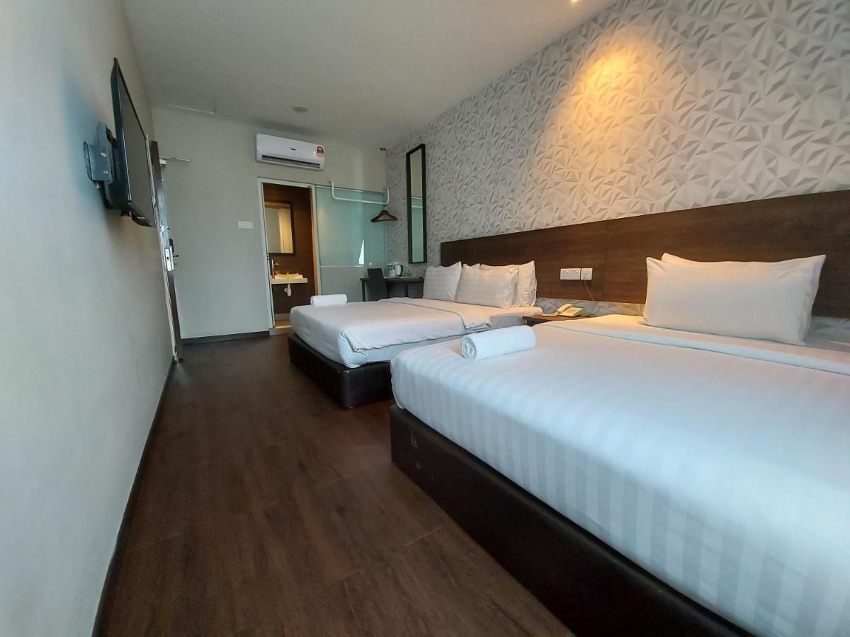 ג'והור בהרו Miico Hotel @ Mount Austin מראה חיצוני תמונה
