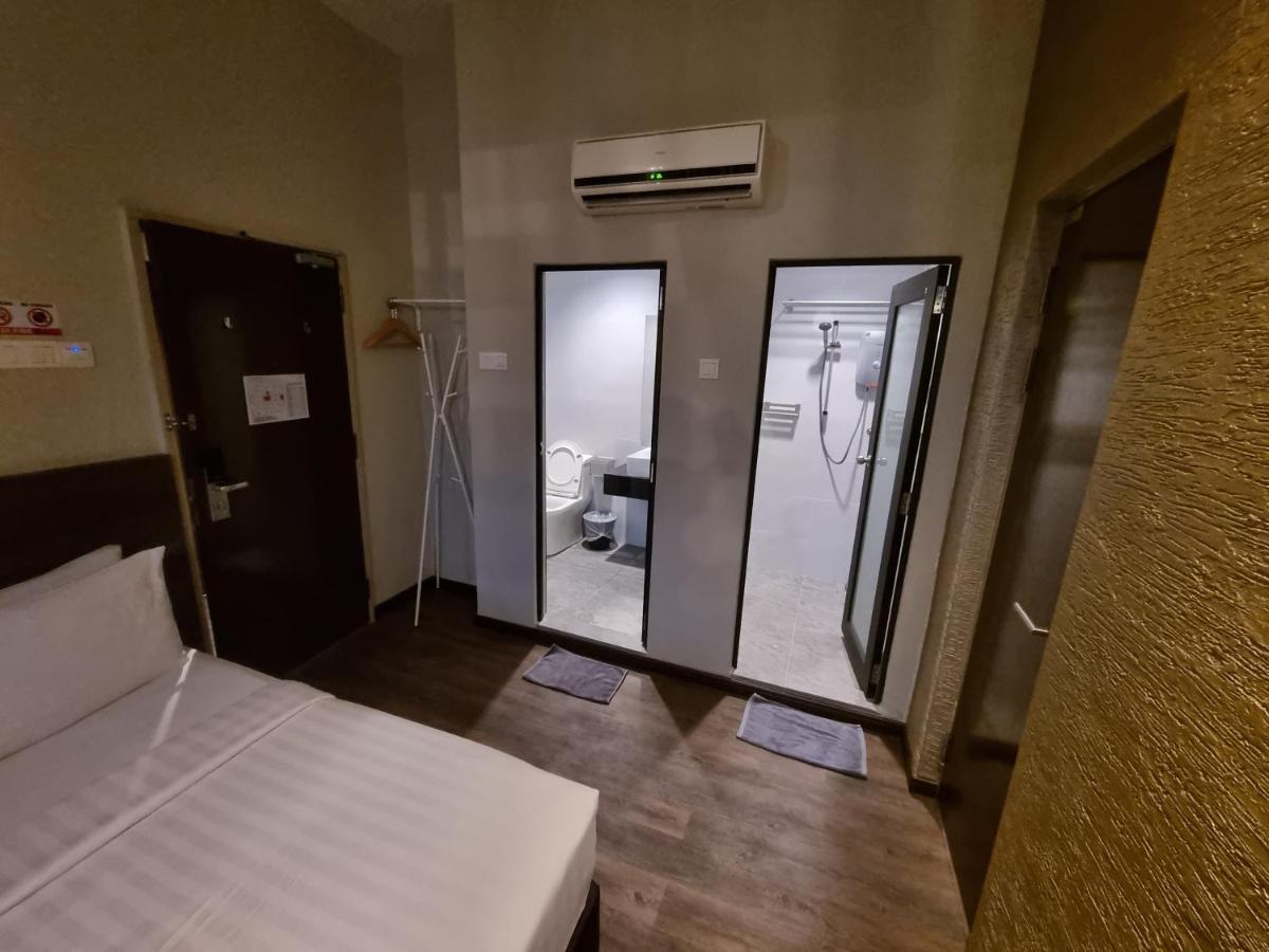 ג'והור בהרו Miico Hotel @ Mount Austin מראה חיצוני תמונה