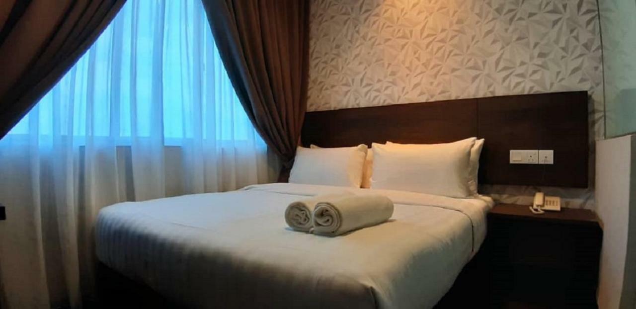 ג'והור בהרו Miico Hotel @ Mount Austin מראה חיצוני תמונה