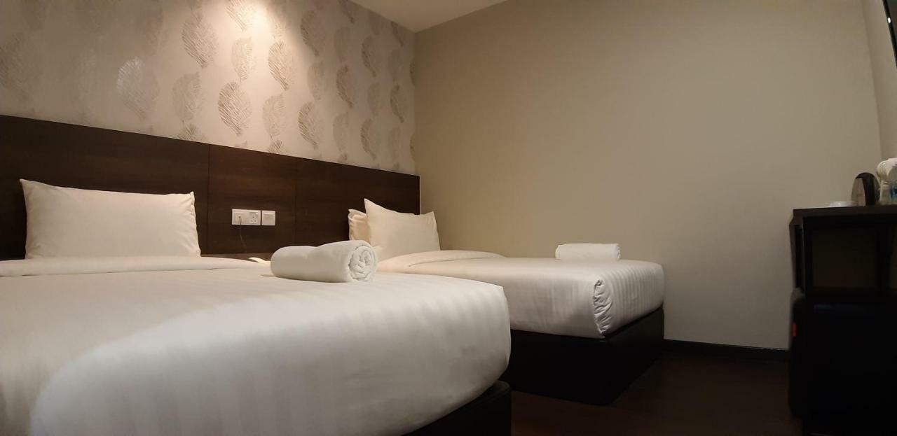 ג'והור בהרו Miico Hotel @ Mount Austin מראה חיצוני תמונה