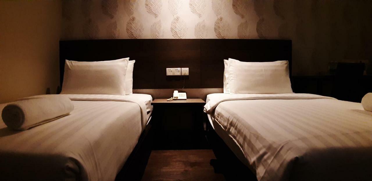 ג'והור בהרו Miico Hotel @ Mount Austin מראה חיצוני תמונה