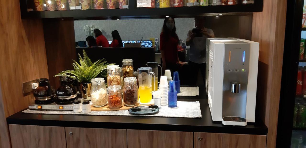 ג'והור בהרו Miico Hotel @ Mount Austin מראה חיצוני תמונה