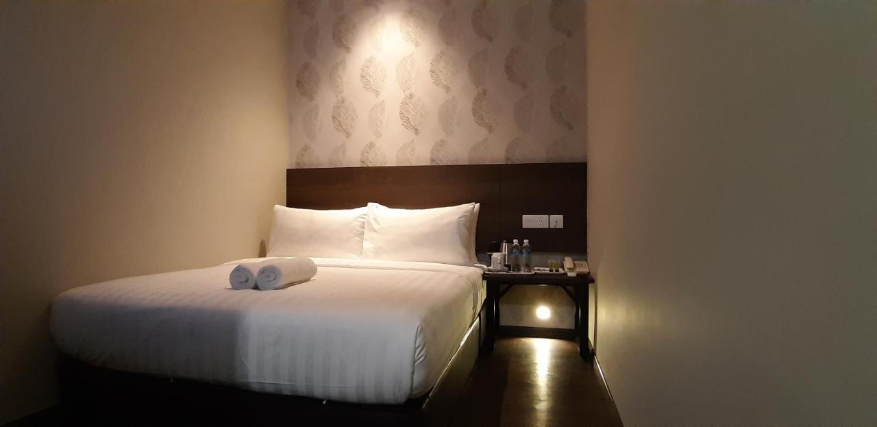 ג'והור בהרו Miico Hotel @ Mount Austin מראה חיצוני תמונה