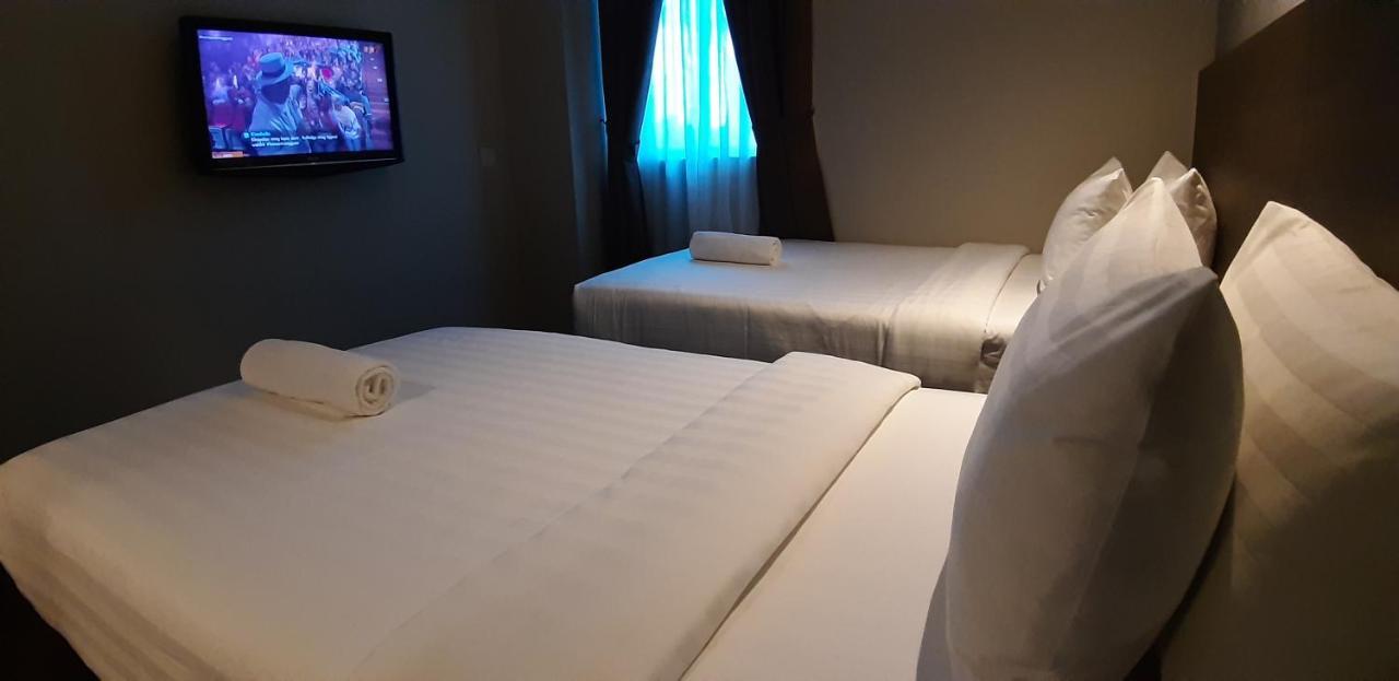 ג'והור בהרו Miico Hotel @ Mount Austin מראה חיצוני תמונה