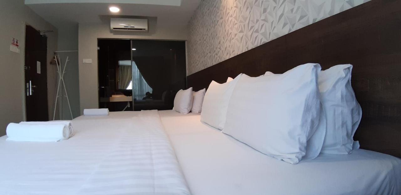ג'והור בהרו Miico Hotel @ Mount Austin מראה חיצוני תמונה